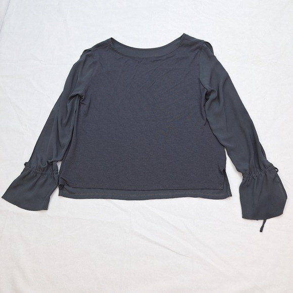 LOFT Blouse Womens Medium‎ Gray Flowy Long Split Sleeve Tie Cuff - Picture 2 of 7